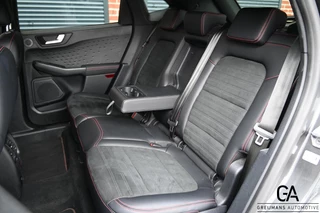 Ford Kuga Ford Kuga 2.5 PHEV ST-Line |Trekhaak|Stuur+stoelverwarming| - afbeelding nr 6