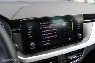 Škoda Kamiq Skoda Kamiq 1.0 TSI Business / Pano / Camera / Carplay - afbeelding nr 27