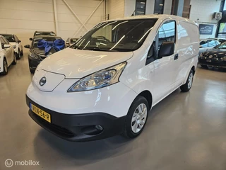 Nissan e-NV200 - 189898768-0