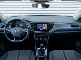 Volkswagen T-Roc Volkswagen T-Roc 1.0 TSi Style I NL-Auto I Airco I Cruise I Android/Apple I Trekhaak I - afbeelding nr 14