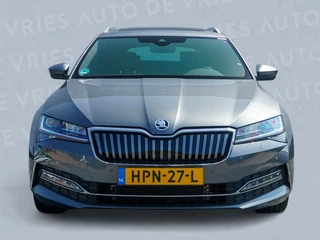 Škoda Superb Skoda Superb Combi 1.4 TSI iV 218pk Laurin & Klement | Leder | Panoramadak | 360 Camera | Trekhaak - afbeelding nr 3