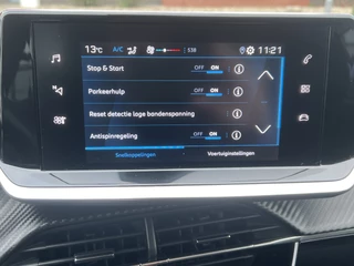 Peugeot 208 Navigatie* Carplay Airco Cruise Control DAB Lichtmetalen Velgen Parkeersensoren  NL Auto 1e Eigenaar - afbeelding nr 21