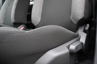 Toyota Aygo Toyota Aygo X 1.0 VVT-i MT 72PK Play | Apple CarPlay® & Android Auto™ | Airco - afbeelding nr 15