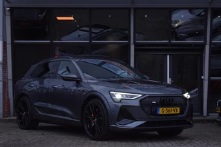 Audi e-tron Audi e-tron e-tron 50 quattro Launch edition Black 71 kWh Pano Lane ACC Luchtvering - afbeelding nr 2