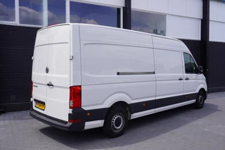 Volkswagen Crafter Volkswagen Crafter 2.0 TDI 140PK L4H3 Automaat EURO 6 - Airco - Cruise - PDC - € 17.900,- Excl. - afbeelding nr 2