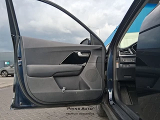 Kia e-Niro Kia e-Niro DynamicPlusLine 64 kWh |PANO|CAMERA|STUUR+STOELVERW|ORIG. NL|NAP| 2927 - afbeelding nr 14