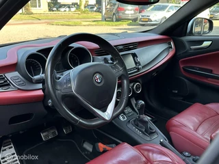 Alfa Romeo Giulietta Alfa Romeo Giulietta 1.7 TBi Quadrifoglio Verde Pano, Leer, Climat, Navi, LM.. - afbeelding nr 12