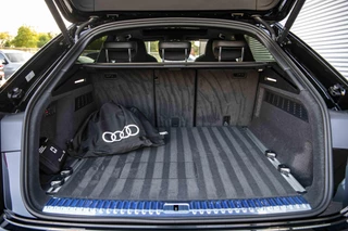 Audi Q8 Audi Q8 60 TFSI e Competition | Nieuw | Facelift | 4w besturing | Pano | B&O | Massage | Trekhaak | 23 inch | - afbeelding nr 45