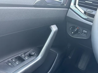Volkswagen Polo Volkswagen Polo 1.0 TSI DSG LIFE 115PK CAMERA/CARPLAY/STOELVERW - afbeelding nr 18