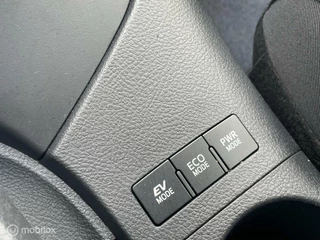 Toyota Auris Toyota Auris Touring Sports 1.8 Hybrid Lease pro [ 2e eigenaar, Pano, Camera, Navi, Facelift ] - afbeelding nr 14