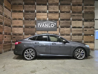BMW 2 Serie BMW 2-serie Gran Coupé M235i xDrive High Executive Edition Pano Leder HUD 19