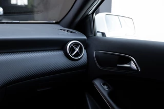 Mercedes-Benz A-Klasse Mercedes-Benz A-Klasse 180 AMG Edition Plus | Stoelverwarming | Navi | - afbeelding nr 44