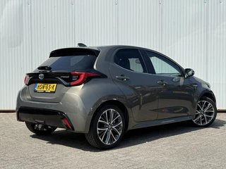 Toyota Yaris Toyota Yaris 1.5 Hyb. Executive HUD Leder Navi Trekhaak - afbeelding nr 2