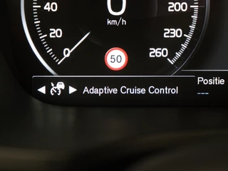 Volvo V60 Volvo V60 B3 AUT(8) MOMENTUM+ HARMAN KARDON LEDER ACC BLIS KEYLESS - afbeelding nr 15