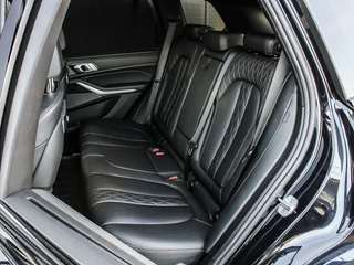 BMW X5 BMW X5 xDrive50e 490PK High Executive M-Sport | DRIVING ASSISTANT PRO | HEADUP | PANO | SKYLOUNGE | HARMAN EN KARDON | - afbeelding nr 18