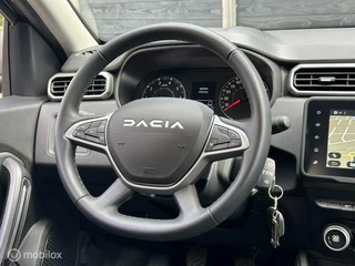 Dacia Duster Dacia Duster 1.3 TCe 130 PK Journey Clima / 17