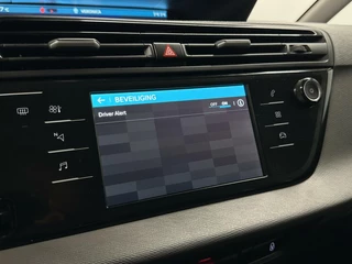 Citroën Grand C4 Spacetourer Citroen Grand C4 SpaceTourer 1.2 PureTech Shine CARPLAY TREKHAAK - afbeelding nr 35