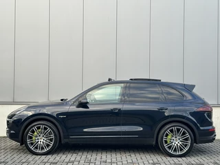 Porsche Cayenne - afbeelding nr 2