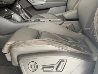 Audi Q3 Audi Q3 40 TFSI 190pk QUATTRO S-Line Panodak|Dodehoek|Matrix - afbeelding nr 14