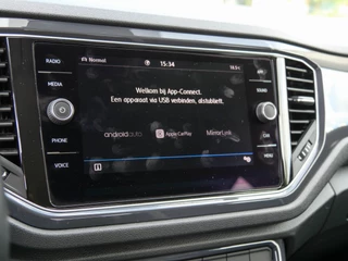 Volkswagen T-Roc Volkswagen T-Roc 1.5 TSI 150PK Automaat Sport | TREKHAAK | CAMERA | CARPLAY | - afbeelding nr 7