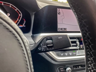 BMW 3 Serie BMW 3 Serie 330i 258PK Automaat High Executive M-Sport | HARMAN EN KARDON | AMBIENTE VERLICHTING | LEDER | CRUISE | - afbeelding nr 61
