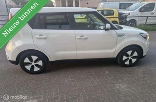 Kia e-Soul Kia Soul EV ExecutiveLine 27 kWh lichte schade - afbeelding nr 8