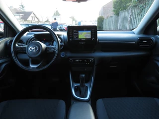 Toyota Yaris Toyota Yaris 1.5 Hybrid Dynamic | 1e EIGENAAR | DEALER ONDERHOUDEN | NAVI | KEYLESS ENTRY+GO | CAMERA | ADAPTIVE CRUISE | DAB+ | - afbeelding nr 5