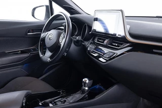 Toyota C-HR Toyota C-HR 1.8 Hybrid Style Automaat *NAVI *unieke km.stand* - afbeelding nr 3