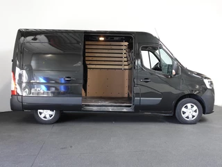 Renault Master Renault Master T33 2.3 dCi 135PK L2H2 Work Edition Airco Cruise Camera Navigatie Parkeersensoren Trekhaak - afbeelding nr 8