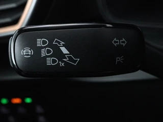 CUPRA Formentor CUPRA Formentor 2.0 TSI VZ | 310pk | Panoramadak | Leder |  Trekhaak | Stoel & stuurverwarming | Carplay | Adaptive cruise | Camera | Keyless | Full LED | Sportstoelen - afbeelding nr 18