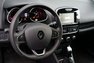 Renault Clio Renault Clio 0.9 TCe Limited, NL, keyless, PDC, cruise, navi - afbeelding nr 18