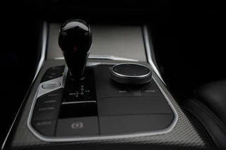 BMW 3 Serie BMW 3-serie Touring 320e High Executive automaat | Laser LED koplampen | M Sport | Panorama dak | lederen bekleding | elektrisch wegklapbare trekhaak - afbeelding nr 63