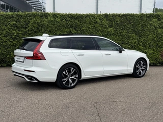 Volvo V60 Volvo V60 T6 Recharge AWD R-Design | Panoramadak | Elekt.stoel | DAB | CarPlay - afbeelding nr 5
