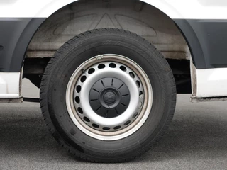 Volkswagen Crafter Volkswagen Crafter 30 2.0 TDI L3H3 Highline 177PK Automaat Airco Navi  Camera Trekhaak - afbeelding nr 6
