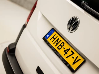 Volkswagen Transporter Volkswagen Transporter Kombi 2.0 TDI L1H1 Comfortline 9 Persoons (APPLE CARPLAY, TREKHAAK, PARKEERSENSOREN, GETINT GLAS, ELEK RAMEN, NIEUWE APK, NIEUWSTAAT) - afbeelding nr 30