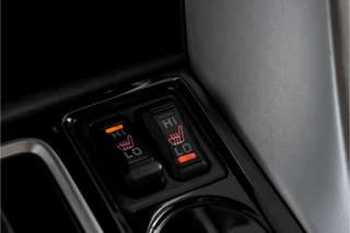 Mitsubishi Eclipse Cross | S/K dak | Adapt. Cruise | Winterpakket | PDC | 360 Camera | App. Connect | DAB |  LM 18