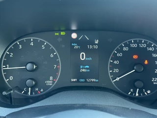Toyota Yaris Toyota Yaris 1.5 VVT-i Style / Facelift / Apple carplay / Privacy glass - afbeelding nr 6