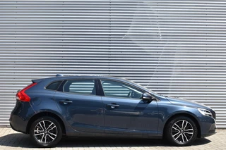 Volvo V40 Volvo V40 2.0 D2 NORDIC+ / P.CAM. / STOEL+VOORRUIT VERW. / STANDKACHEL - afbeelding nr 7