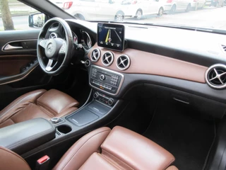 Mercedes-Benz GLA Mercedes-Benz GLA-klasse 180 d Automaat Leer Navi Clima Pano - afbeelding nr 12