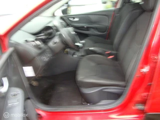 Renault Clio Renault Clio Estate 0.9 TCe Night&Day - afbeelding nr 7