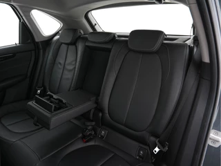 BMW 2 Serie (INCL-BTW) *DAKOTA-LEATHER | FULL-LED | HARMAN/KARDON-AUDIO  | HEATED-SPORT-SEATS | HEAD-UP | DAB+  | ECC | NAVI-FULLMAP | PDC | CRUISE | 17''ALU* - afbeelding nr 29