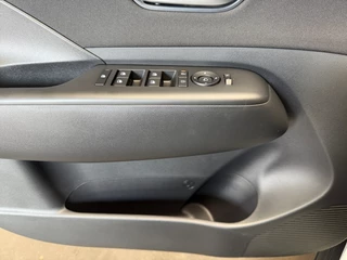 Hyundai Kona Hyundai Kona 1.6 GDI HEV Comfort Smart - afbeelding nr 20