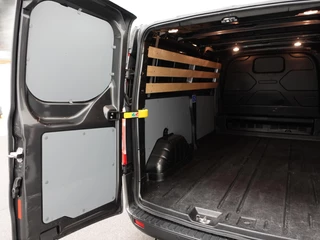 Ford Transit Custom Ford Transit Custom 300 2.0 TDCI 130pk L2H1 Trend Automaat Airco Navigatie Cruisecontrol Camera Parkeersensoren Trekhaak Betimmering - afbeelding nr 34