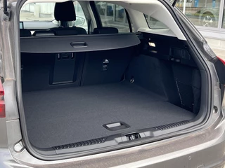Ford Focus Ford Focus Wagon 1.0 EcoBoost Hybrid Titanium X 125pk | ZUID | Ford Voorraad | Winterpack | Driver Assistance Pack - afbeelding nr 7