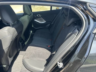BMW 1 Serie BMW 1 Serie 120 M Sp. Design Ed. - afbeelding nr 14