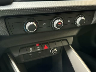 Audi A1 Sportback Audi A1 Sportback 30 TFSI epic Automaat | Navigatiesysteem | 17 inch lichtmetalen velgen | Cruise control | Airconditioning - afbeelding nr 25