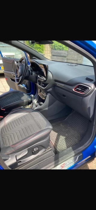 Ford Puma Ford Puma 1.0 EcoBoost Hybrid ST-Line X First Edition 125pk Afneembare Trekhaak | Adaptieve Cruise Control | Winterpack | Elek Achterklep - afbeelding nr 5