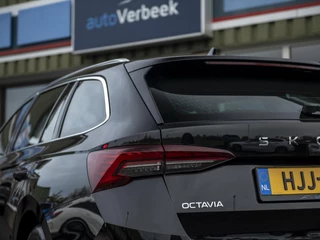 Škoda Octavia Škoda Octavia Combi 1.5 TSI MHEV Business Edition Plus | Matrix LED | Lounge Interieur | Chrome pakket | Stoel-, Stuur- & voorruitverwarming | Navi 13inch | Wireless App-connect | El. achterklep m.sensor | ACC | Winterpakket - afbeelding nr 36