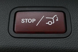 Mercedes-Benz C-Klasse Mercedes-Benz C-klasse 180 Avantgarde | Stoelverwarming | Trekhaak |  Navigatie | Park Assist | Climate control | Dodehoek detectie | Comfortstoelen | Half leder - afbeelding nr 12