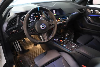 BMW 1 Serie BMW 1 Serie 118i M-Performance M-Sport H&K LEDER SFEER '20 - afbeelding nr 9